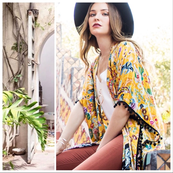 Isla Girly Bohemian Kimono - Picture 6 of 8